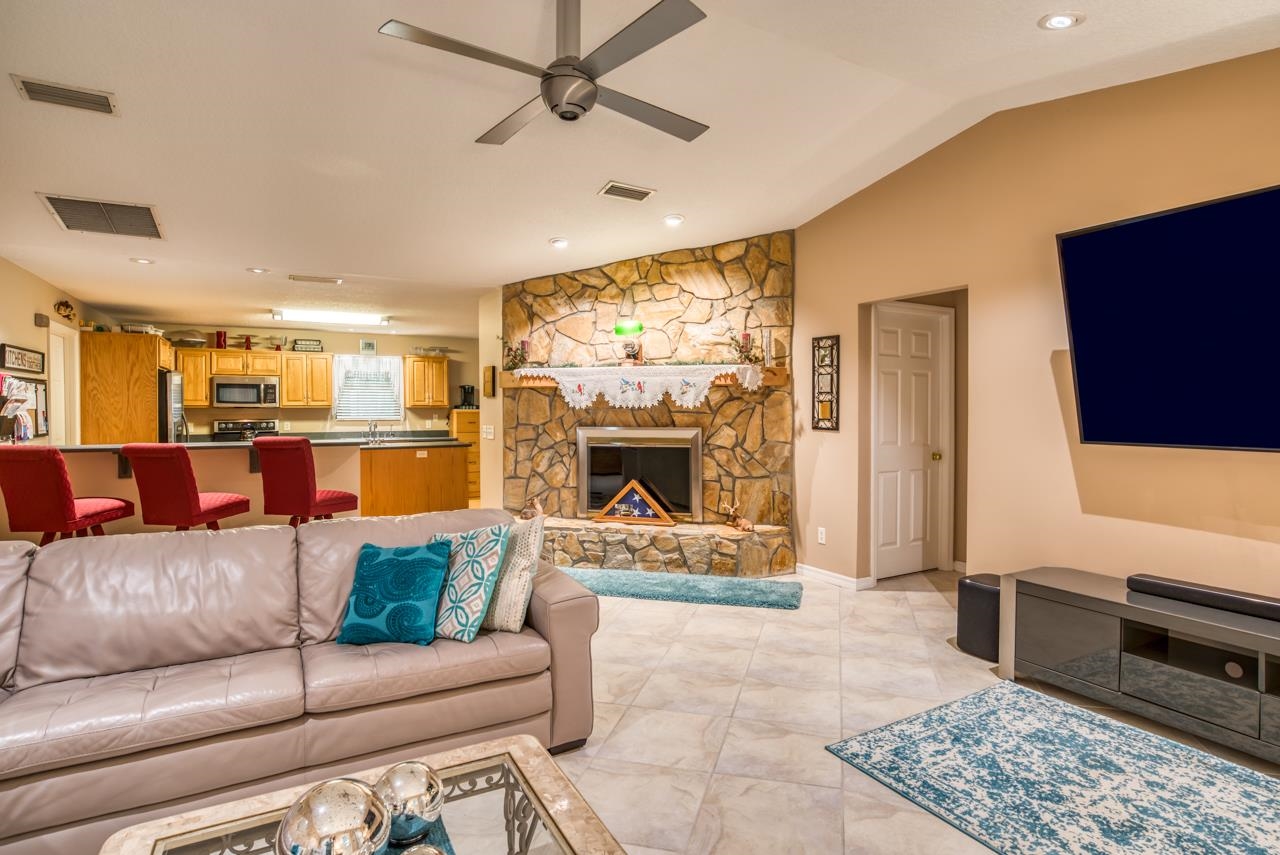 601 Harris Fish Camp Rd