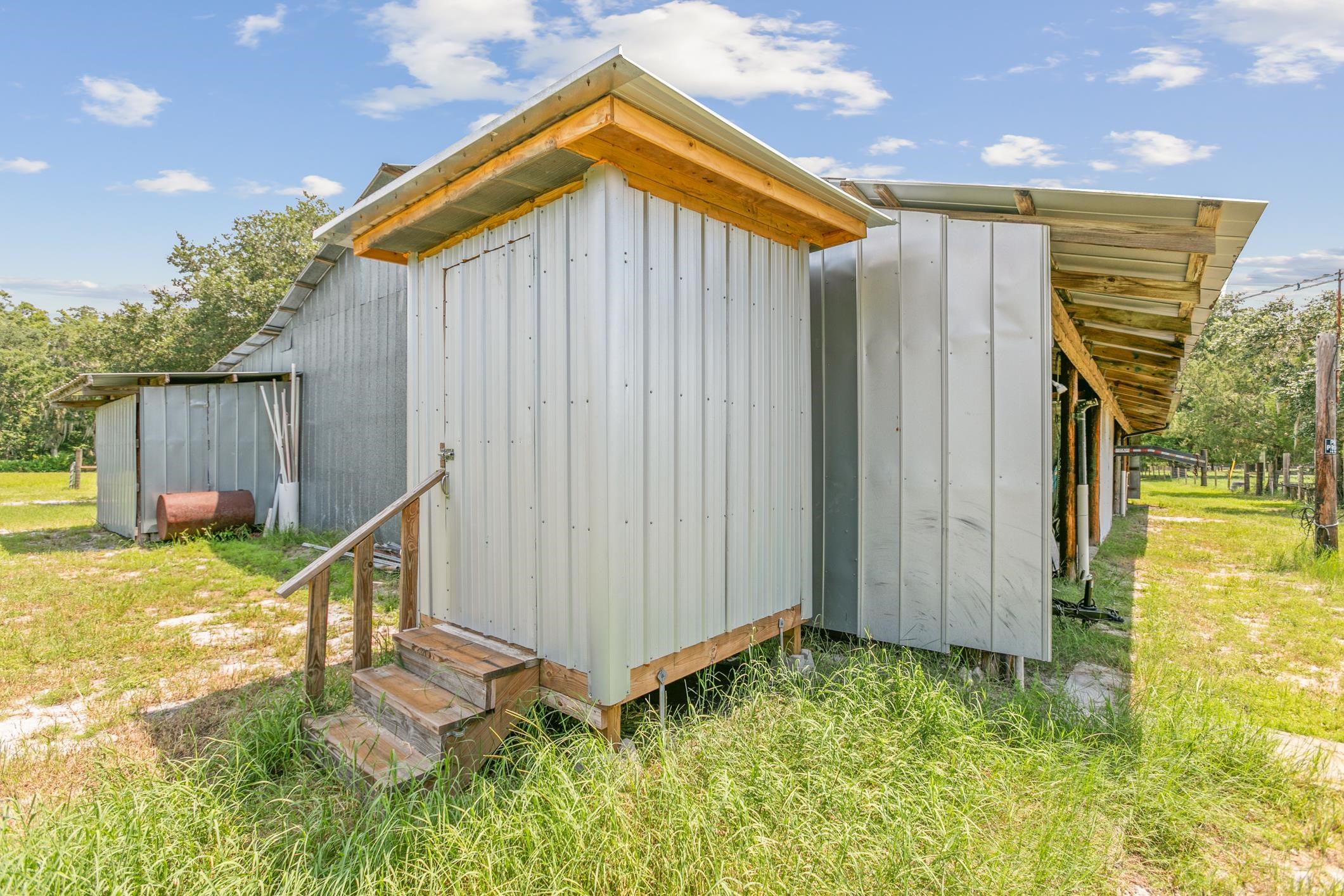 601 Harris Fish Camp Rd