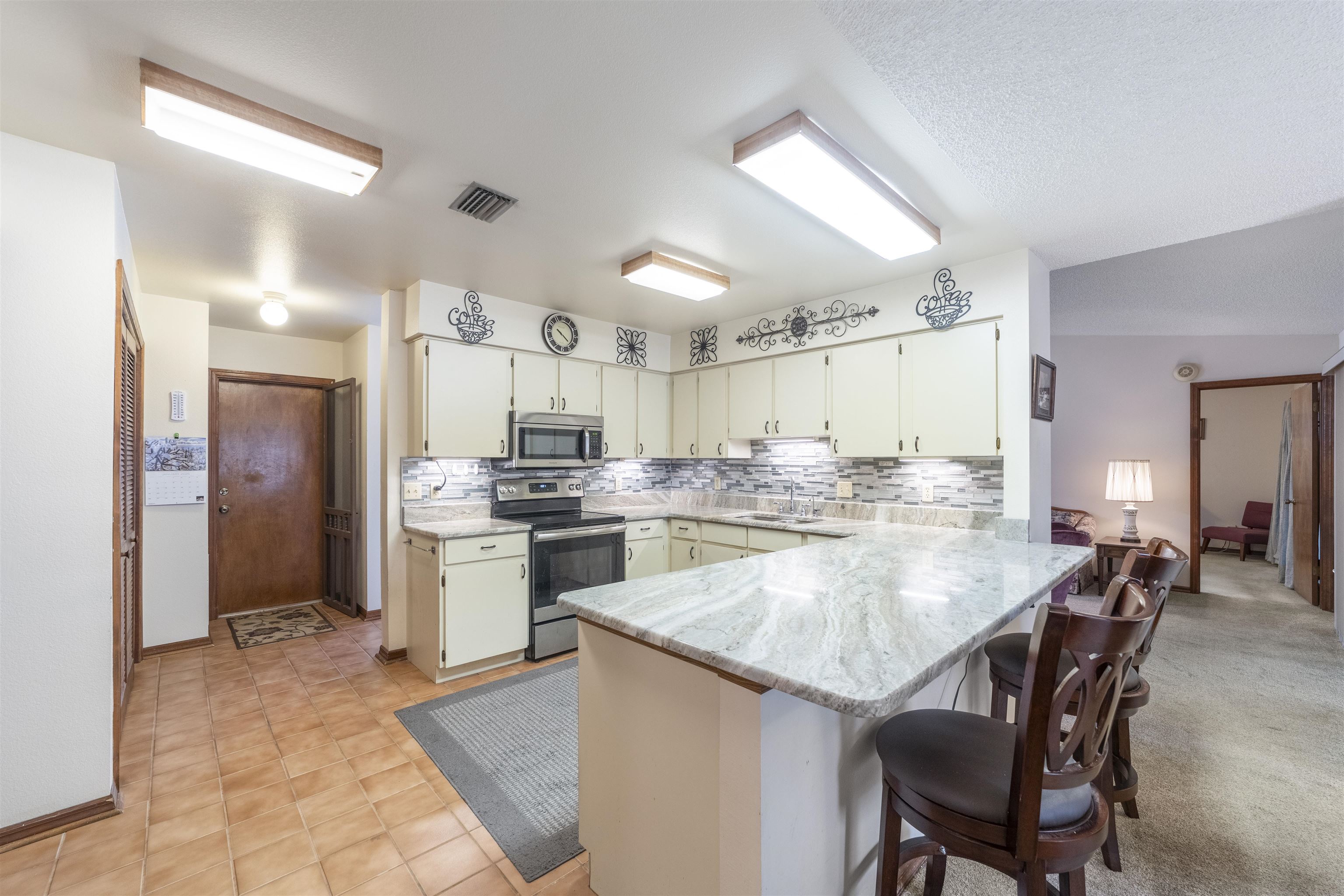 758 Medina Avenue