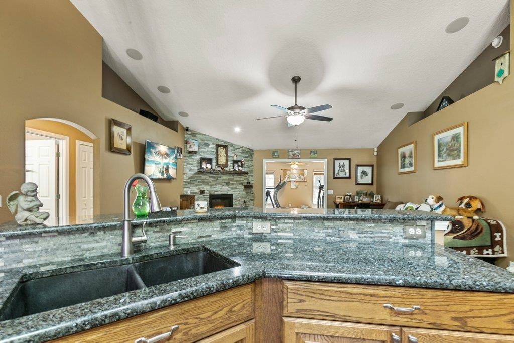 1013 Deer Chase Dr