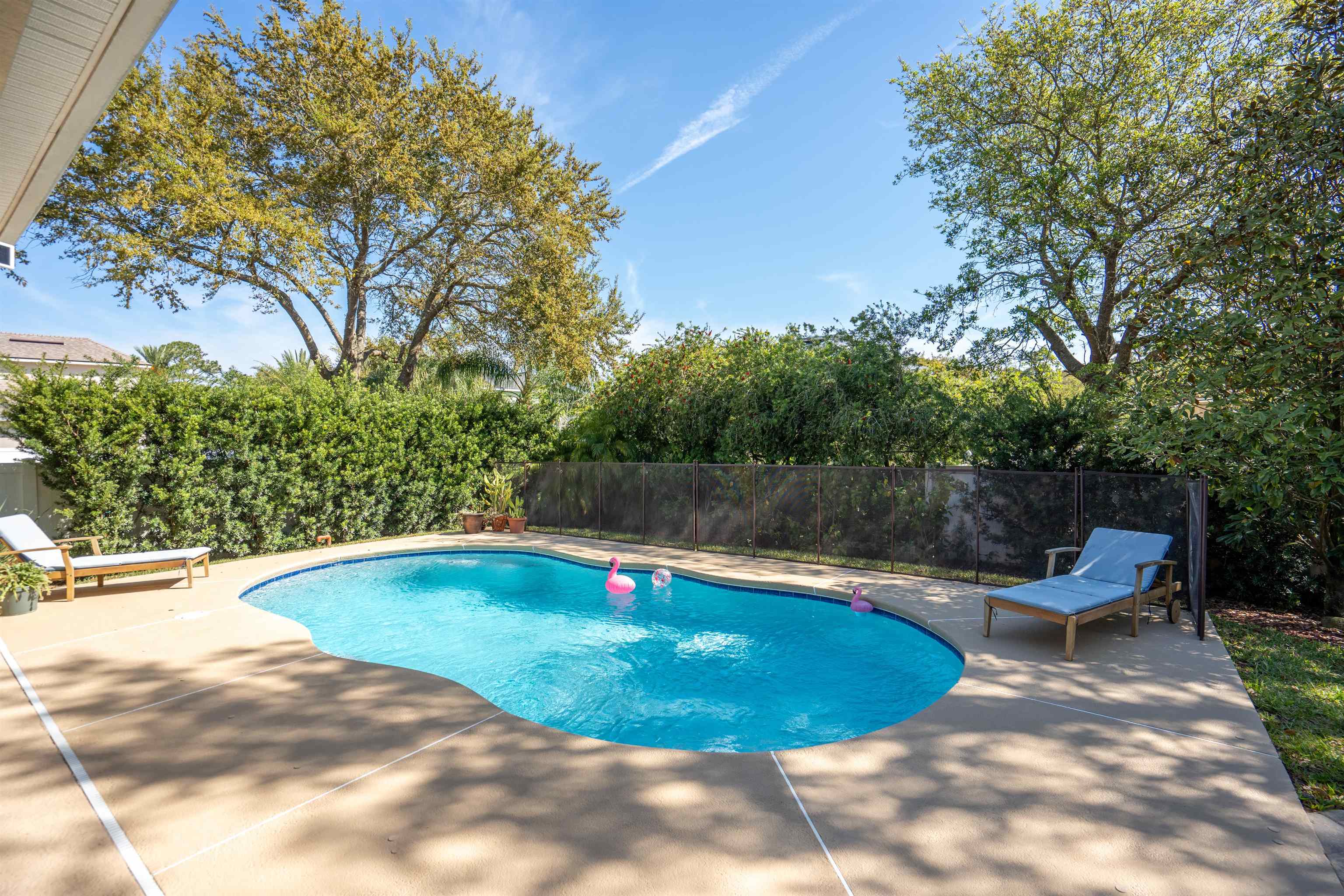 329 Palmas Cir