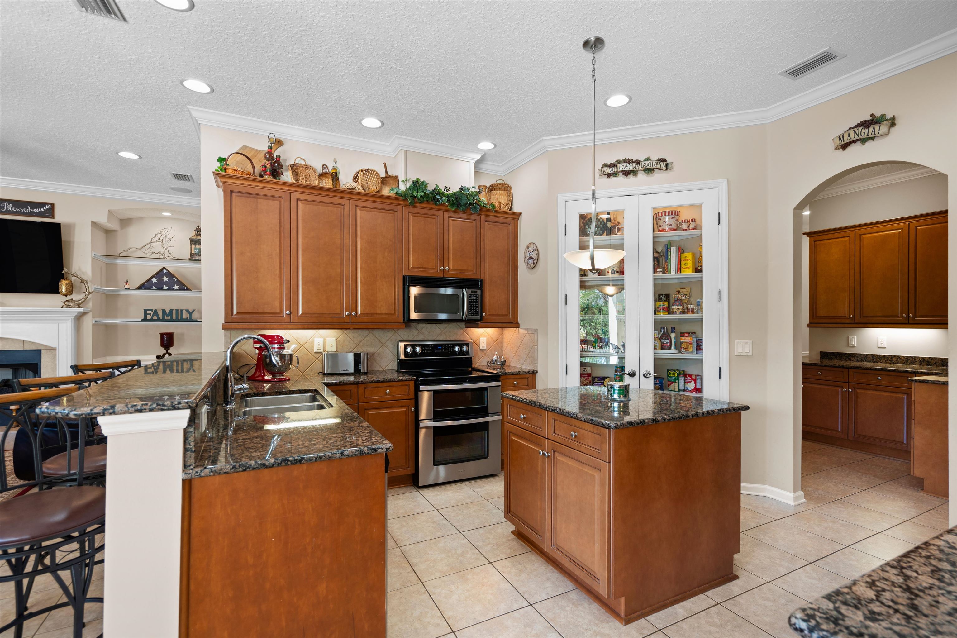 329 Palmas Cir