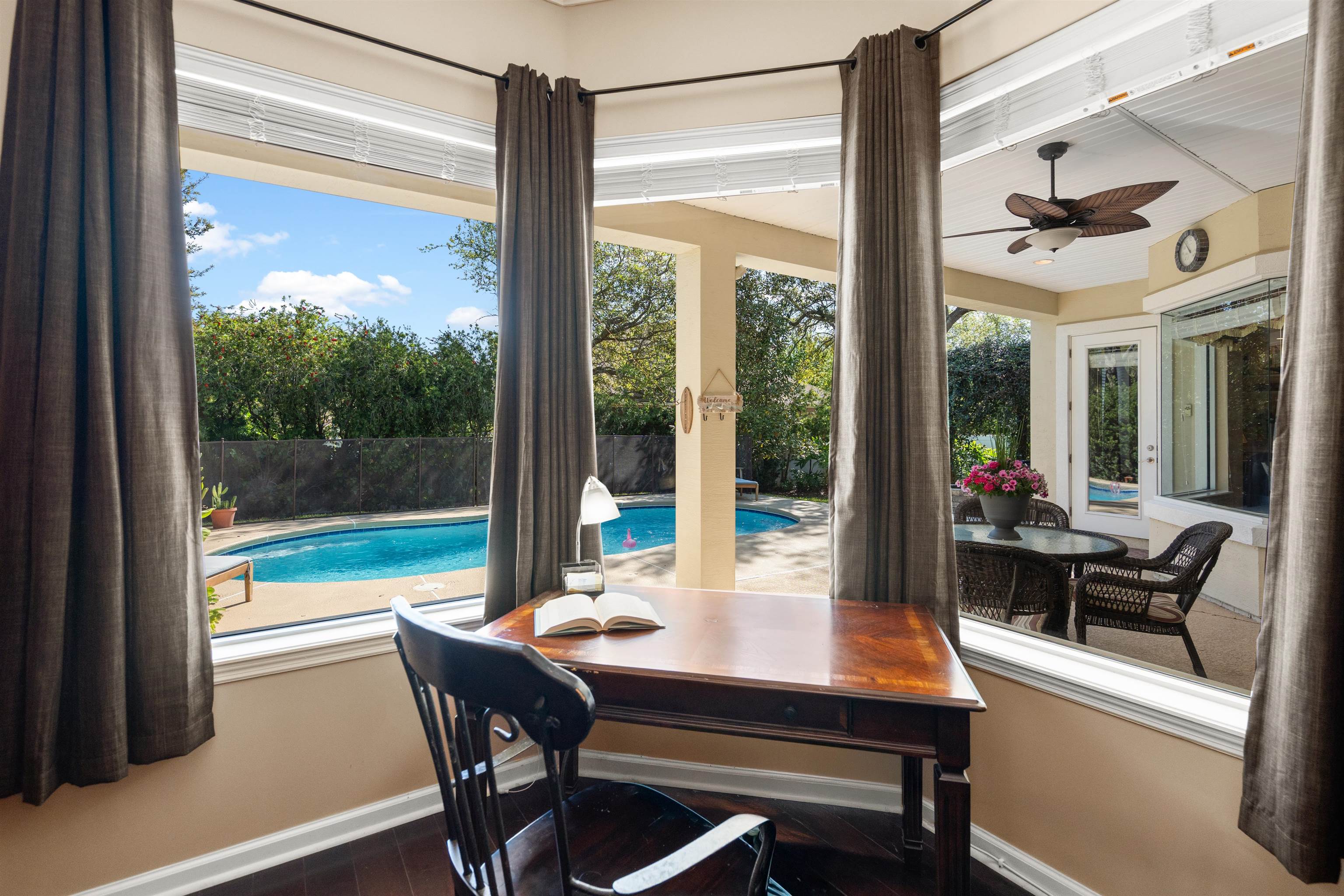 329 Palmas Cir