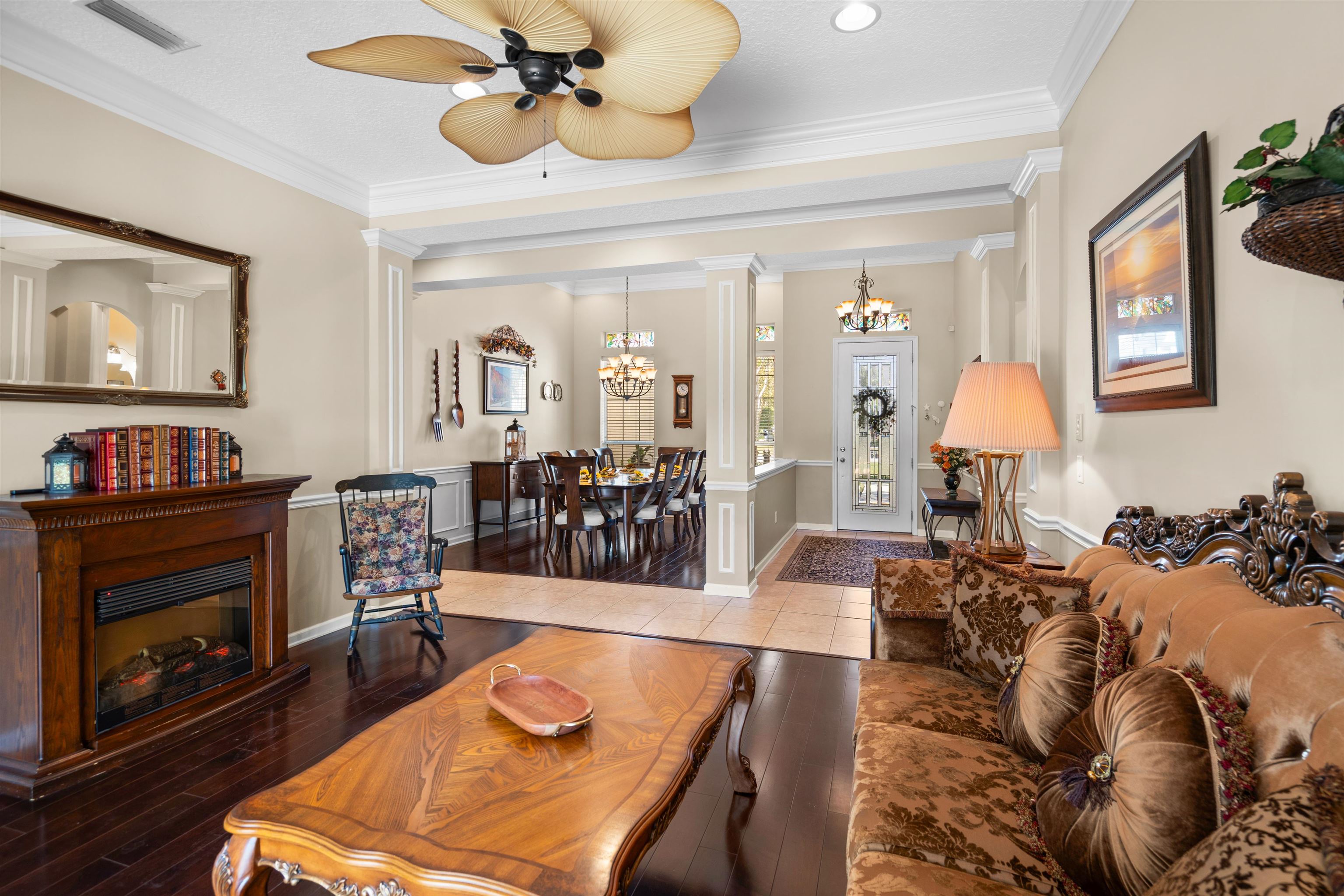 329 Palmas Cir