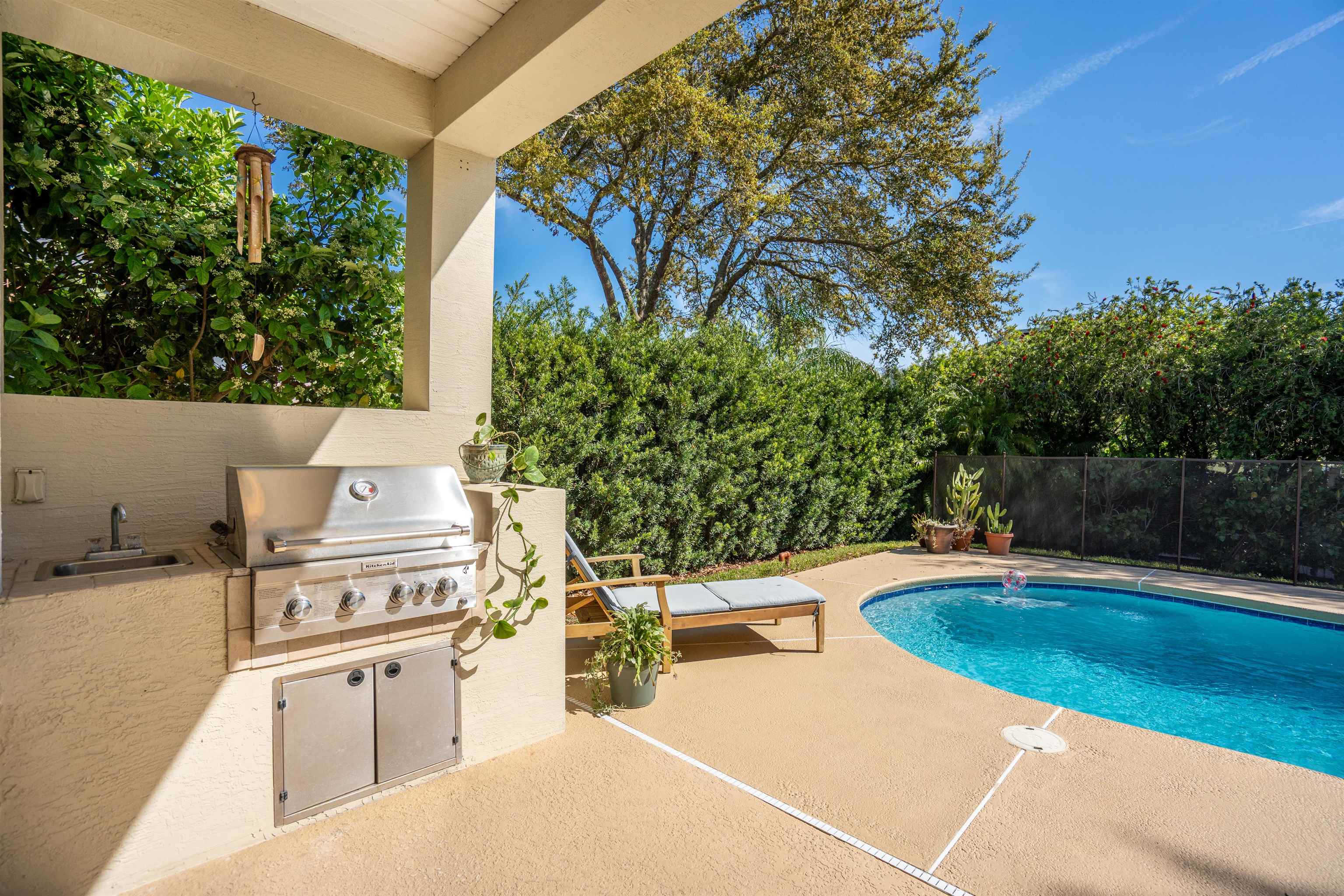 329 Palmas Cir