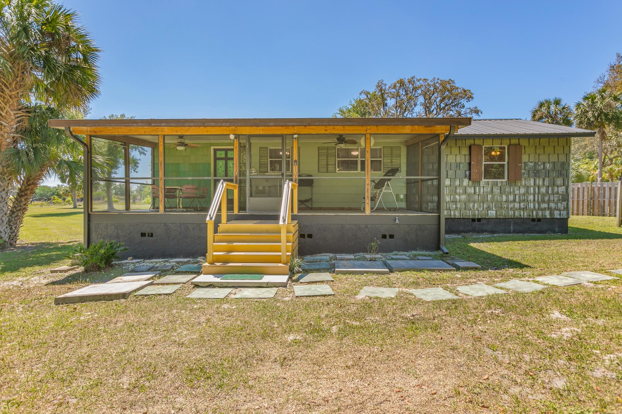 958 & 954 W Grand Rondo