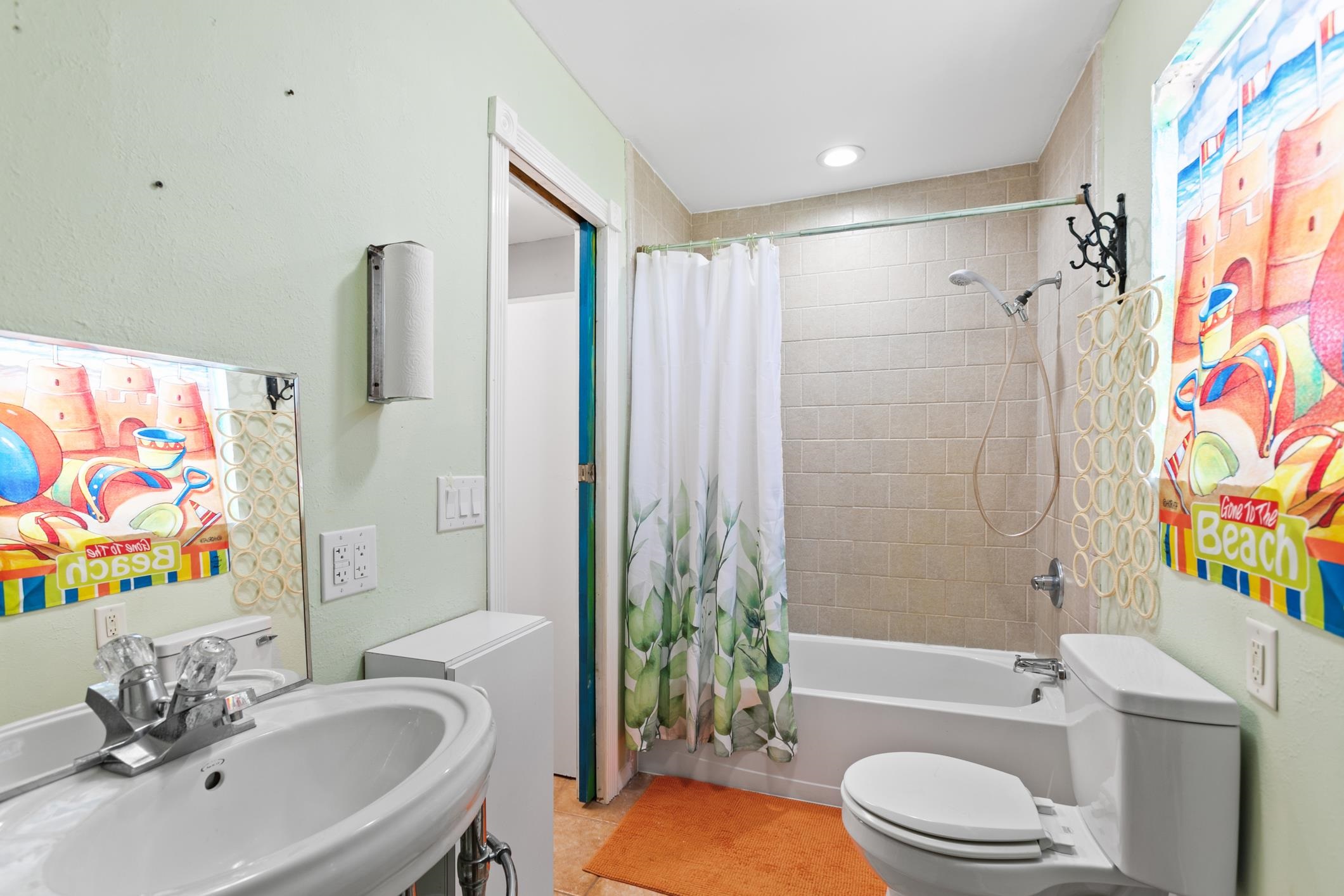 958 & 954 W Grand Rondo