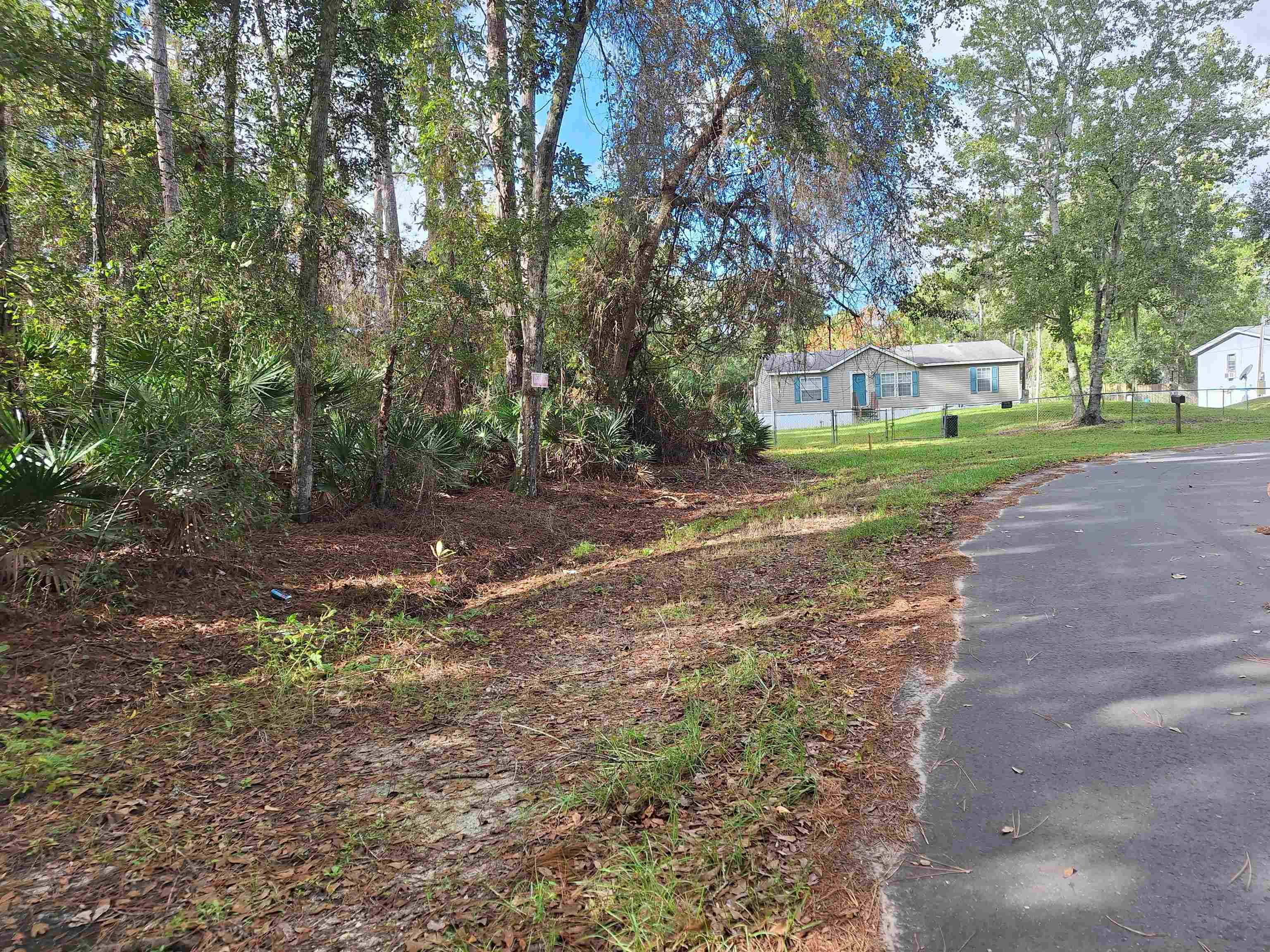 201 Pineway West Ave