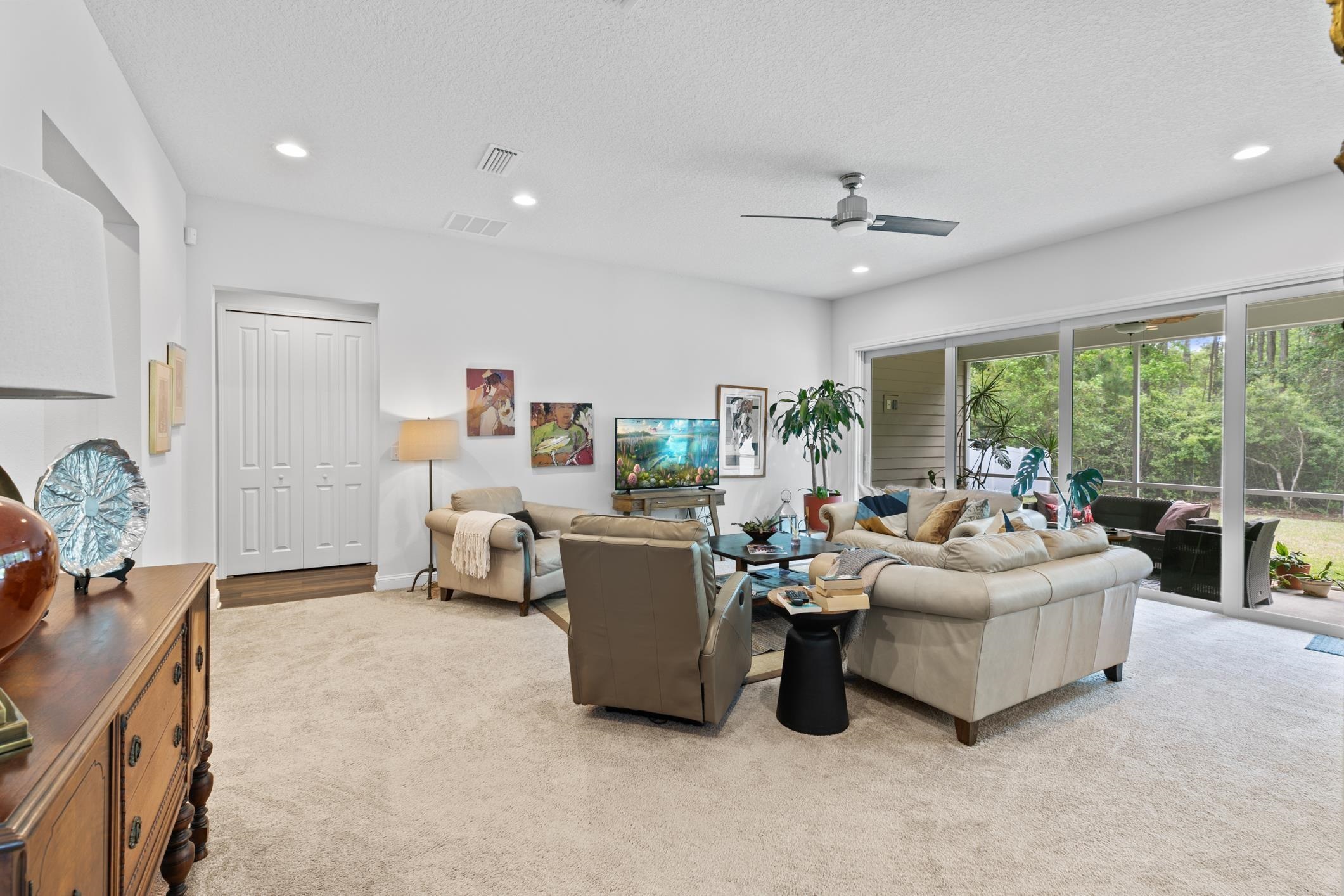 345 Downs Corner Rd