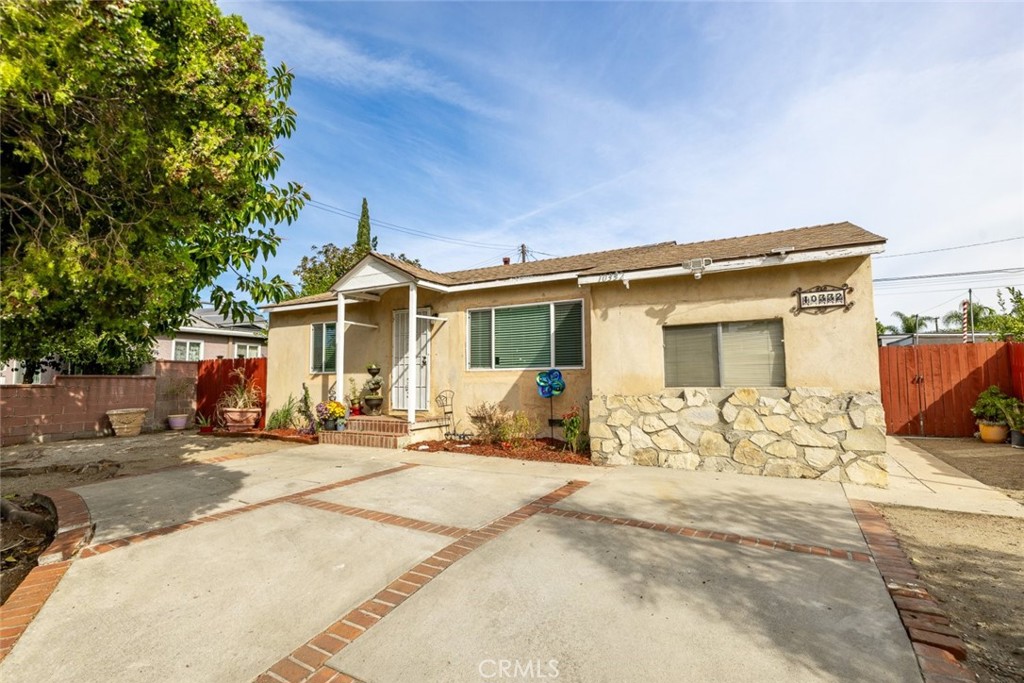 10332 Bartee Avenue