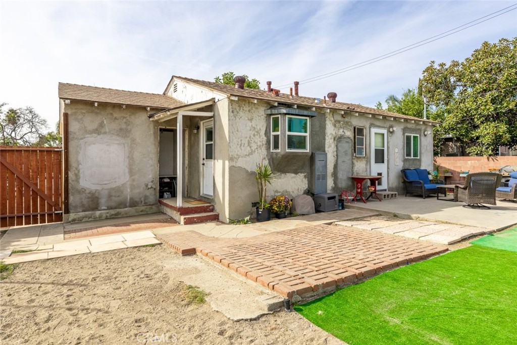 10332 Bartee Avenue