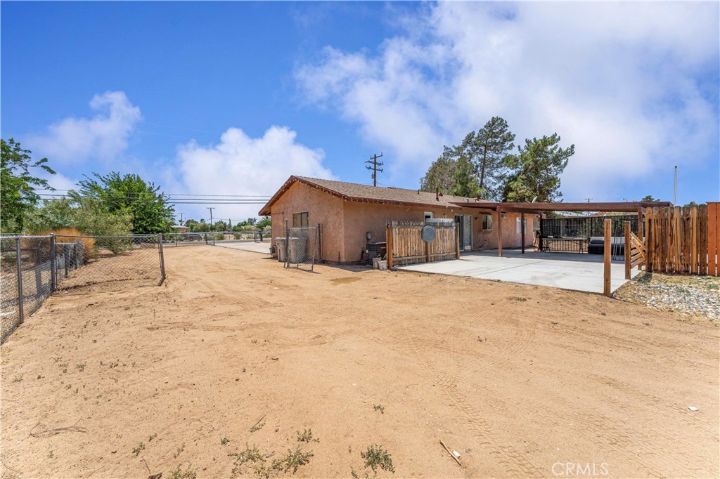 18396 Live Oak Street