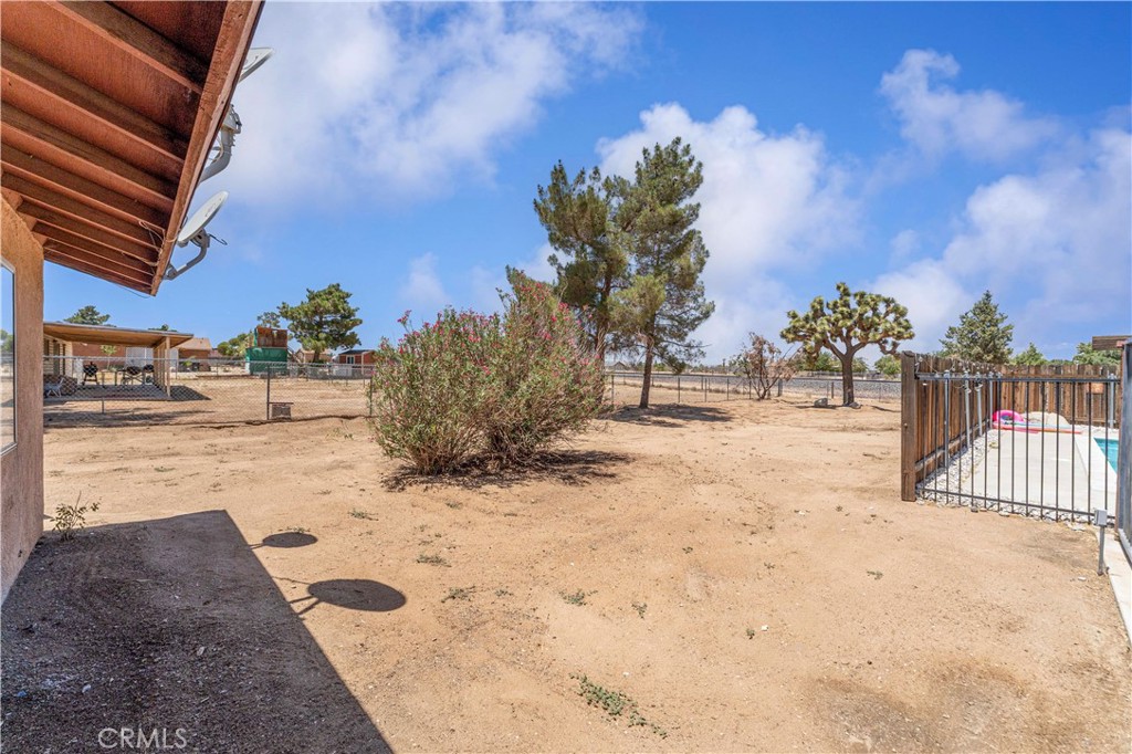 18396 Live Oak Street