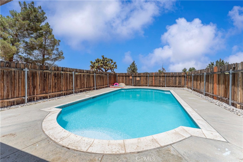 18396 Live Oak Street