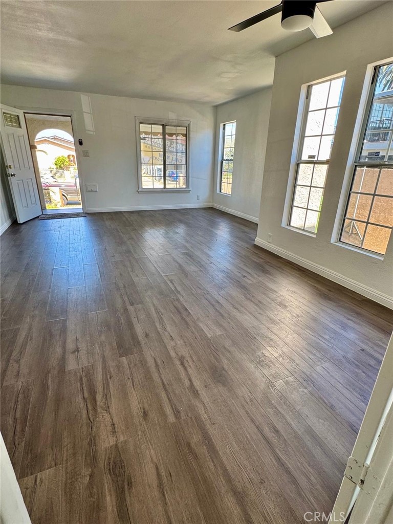 1412 W 89th