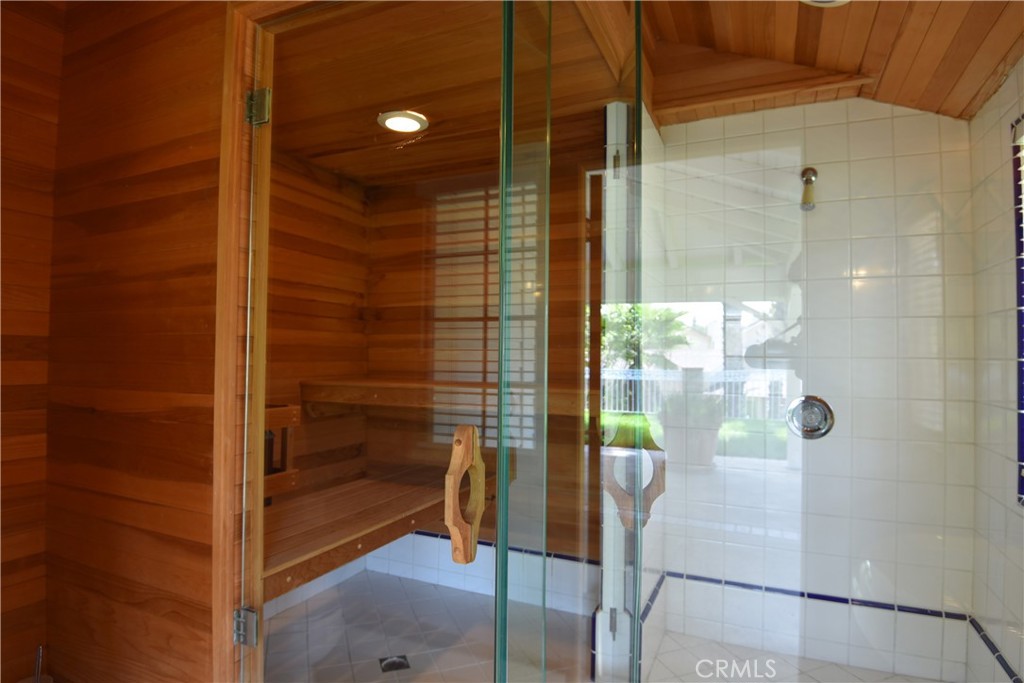 11820 Shoshone Avenue