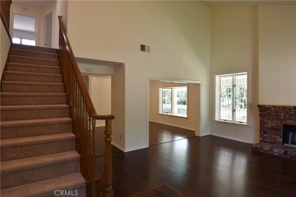 11820 Shoshone Avenue