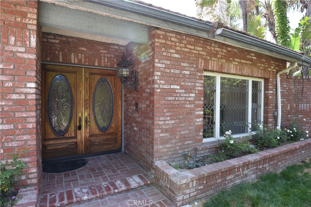 11820 Shoshone Avenue