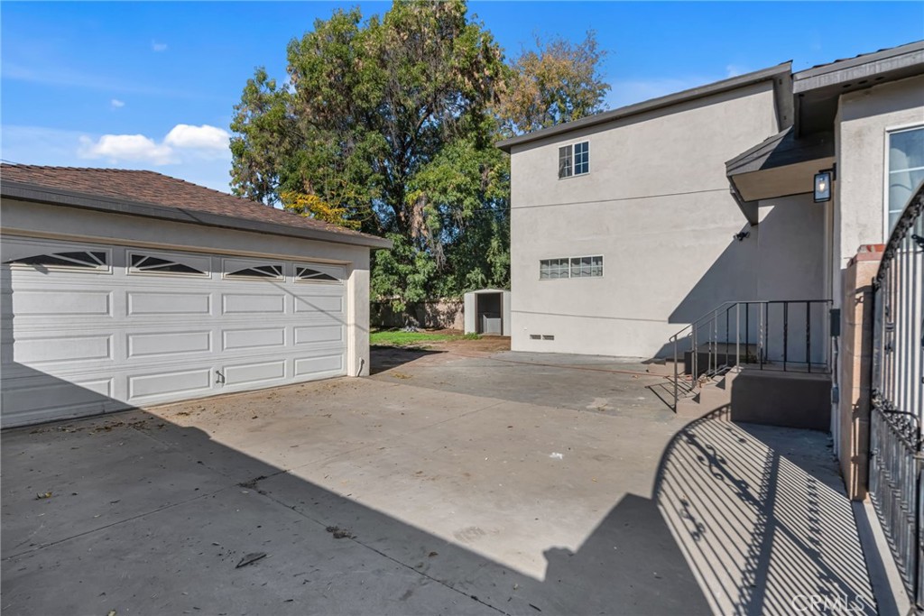 1317 N Columbia