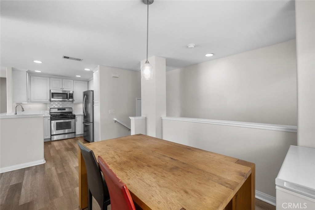 28437 Casselman Lane