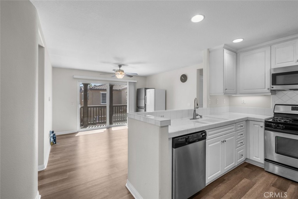 28437 Casselman Lane