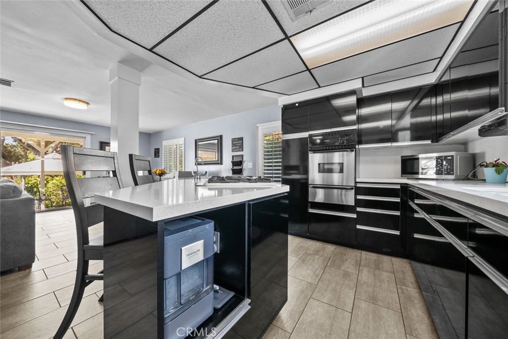 13827 Brussels Avenue