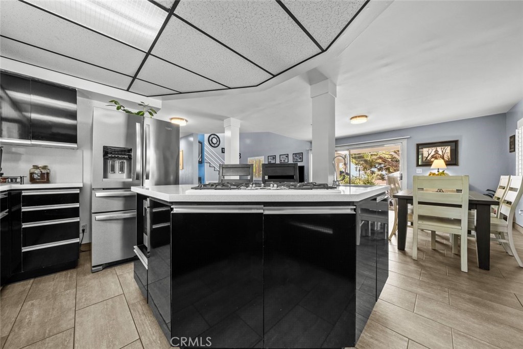 13827 Brussels Avenue