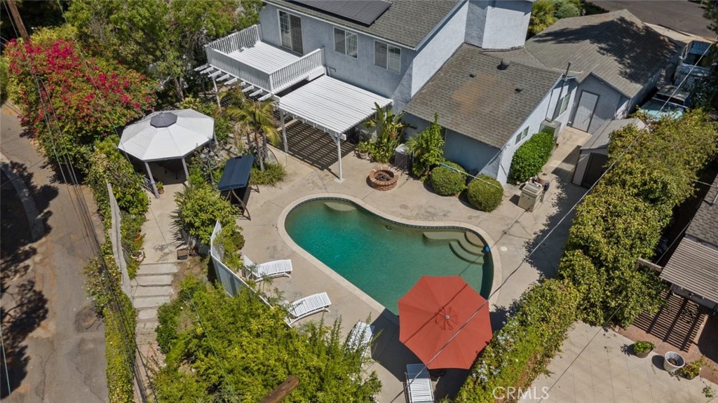 13827 Brussels Avenue