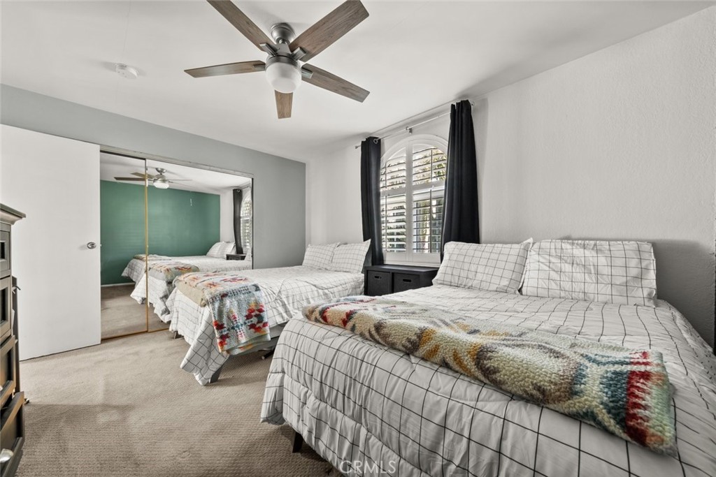 13827 Brussels Avenue