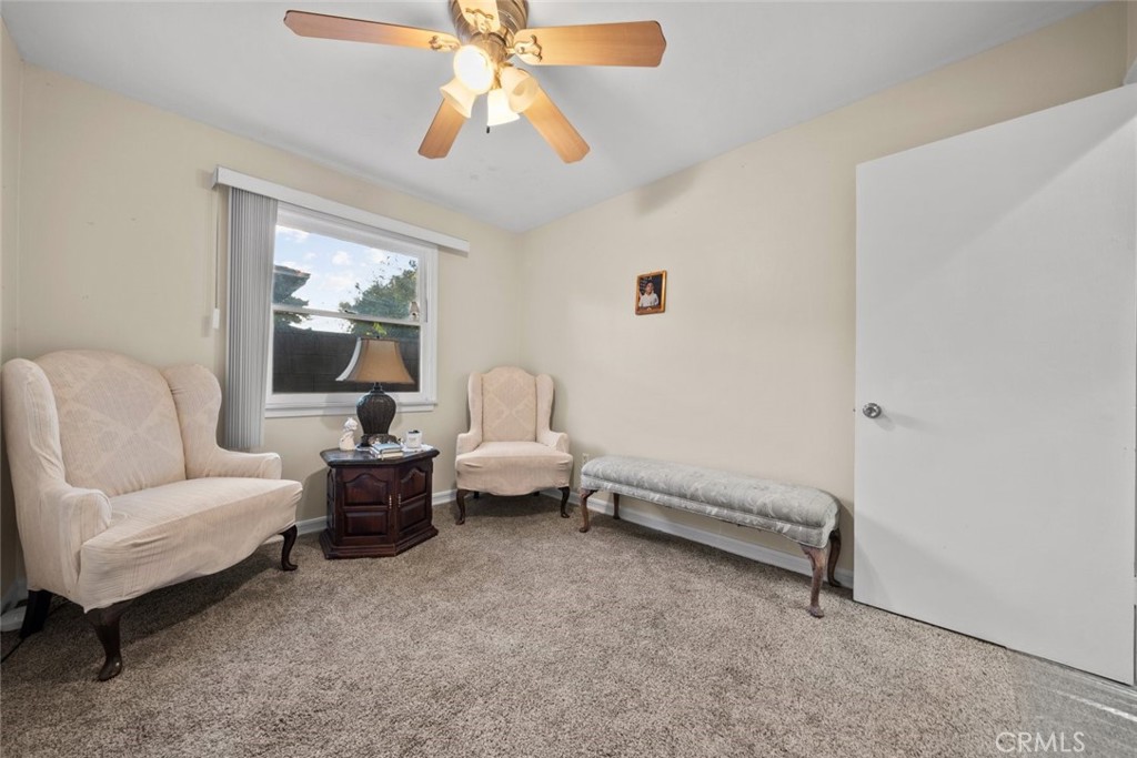 324 E Avenue R5
