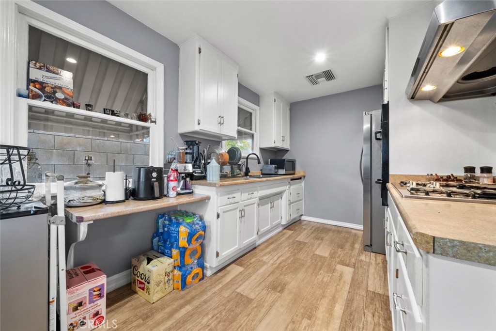 324 E Avenue R5