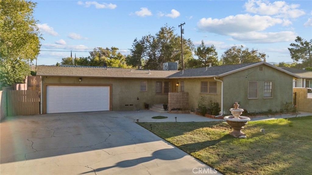324 E Avenue R5