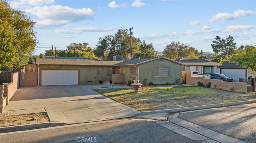 324 E Avenue R5