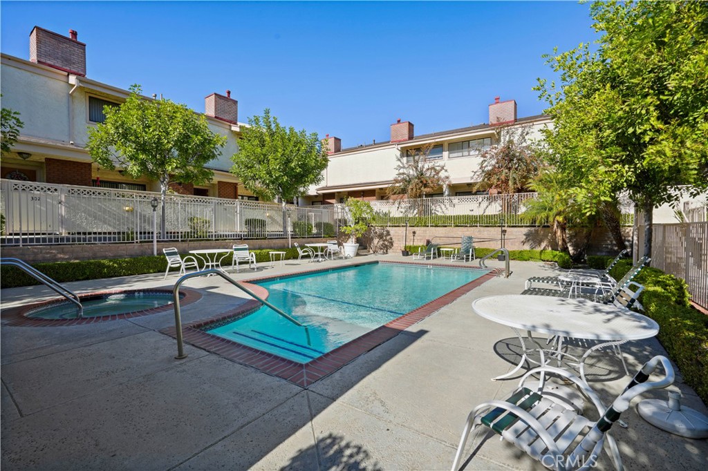 19451 Sherman Way 301