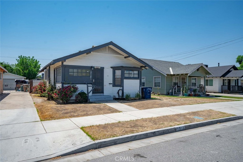 1715 Cherry Street