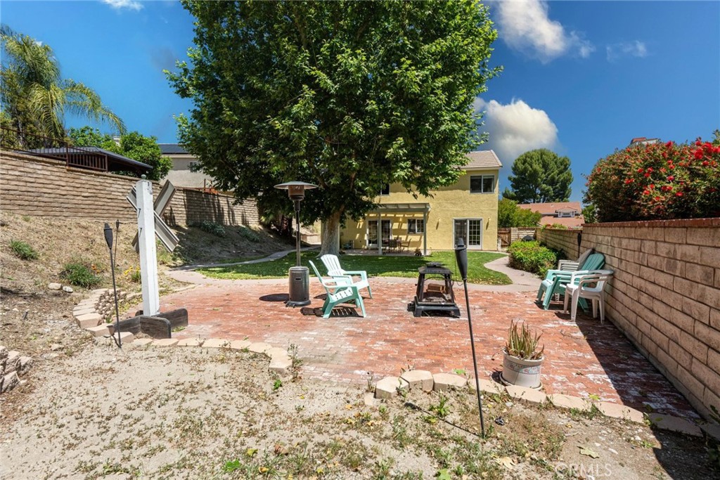 28414 Applewood Lane