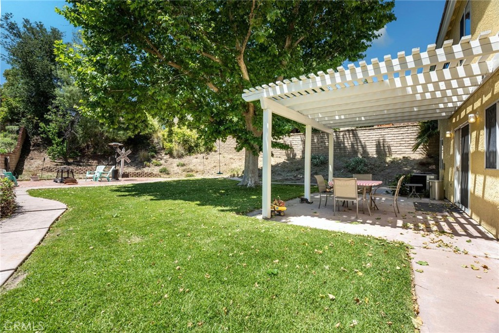 28414 Applewood Lane