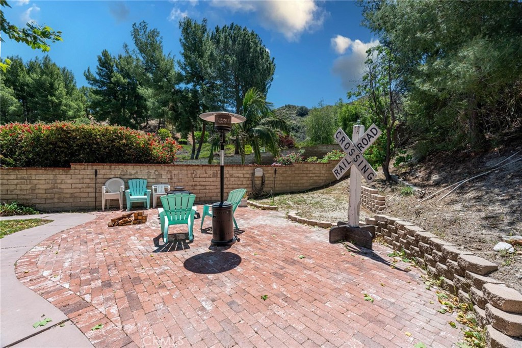 28414 Applewood Lane