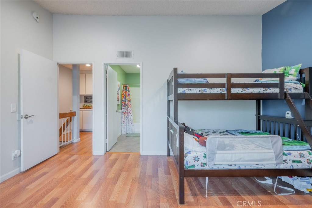 14344 Foothill Boulevard 405