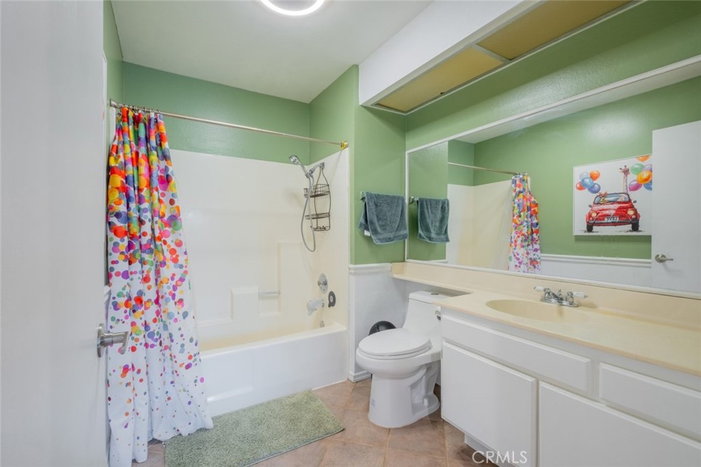 14344 Foothill Boulevard 405