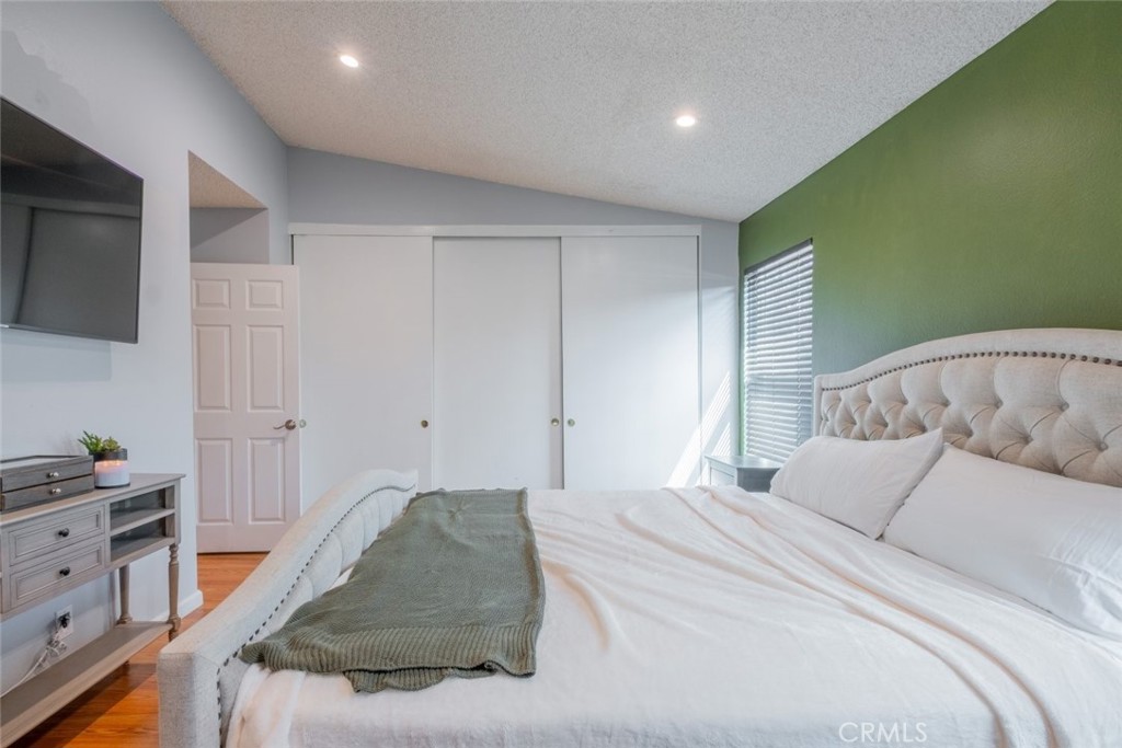 14344 Foothill Boulevard 405