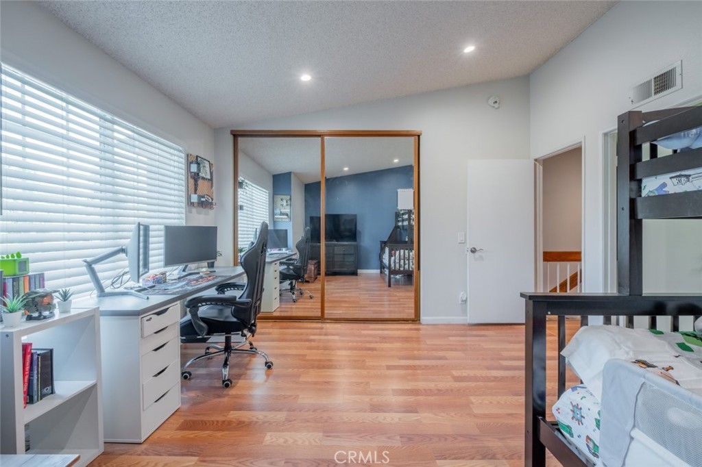14344 Foothill Boulevard 405