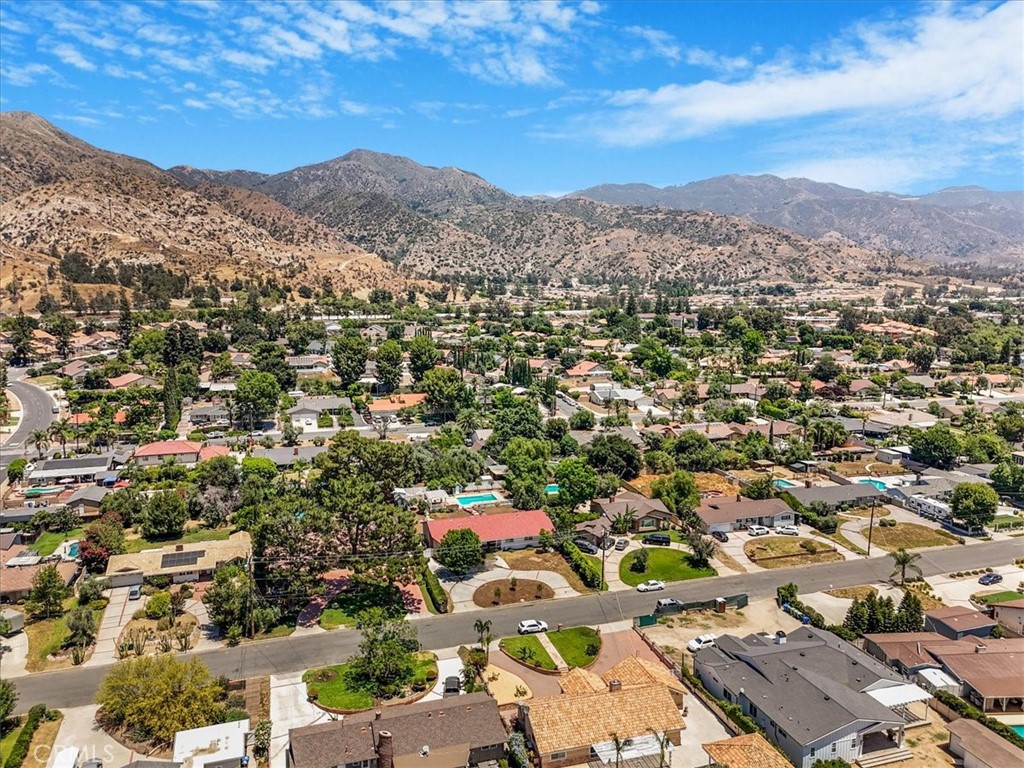 13720 Woodcock Avenue