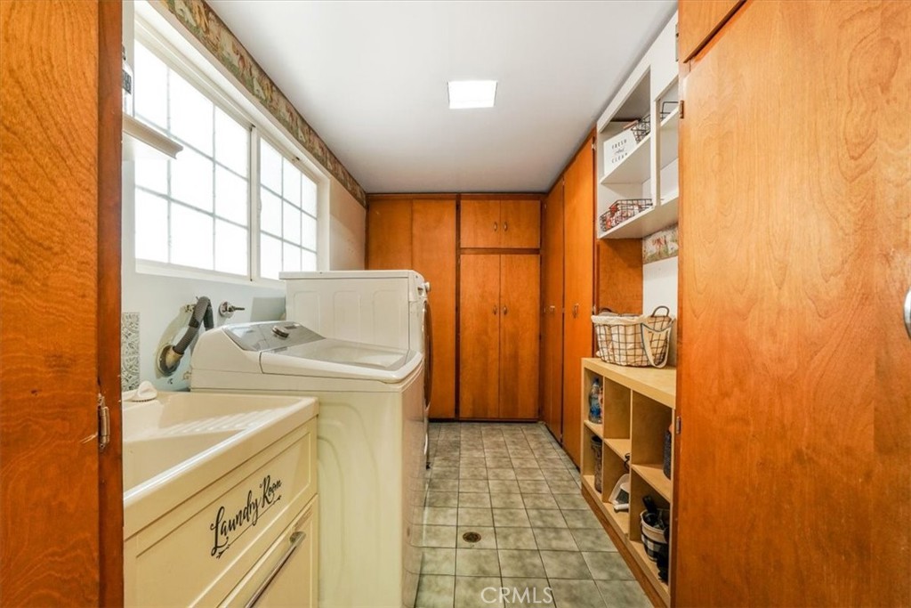 13720 Woodcock Avenue