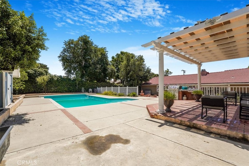 13720 Woodcock Avenue