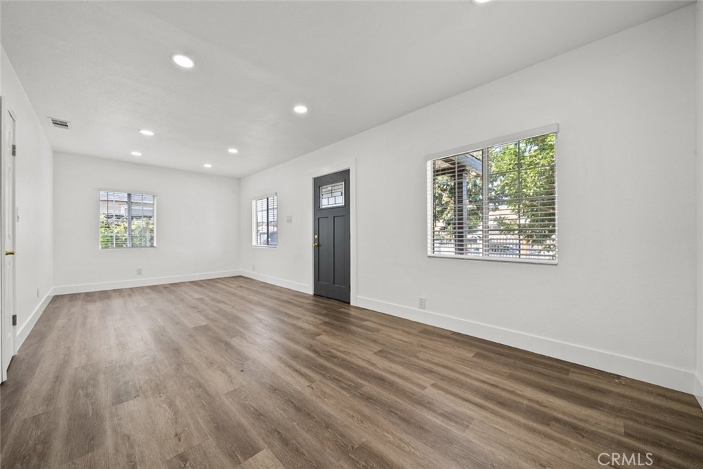 3932 W 64th Street