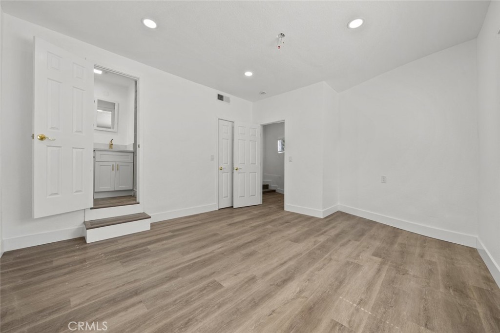 3932 W 64th Street