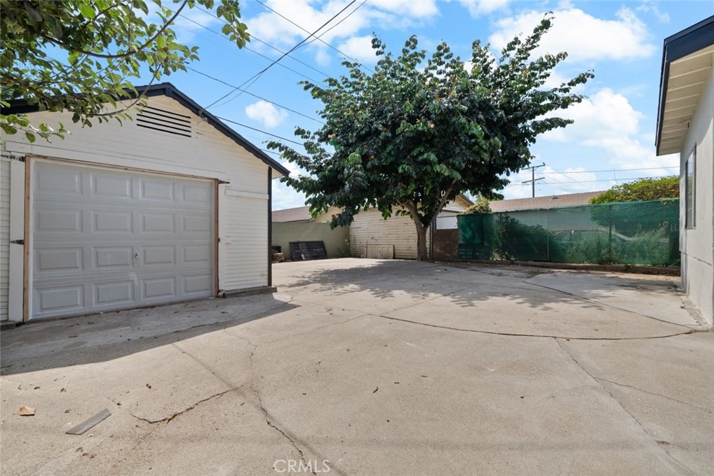 3932 W 64th Street