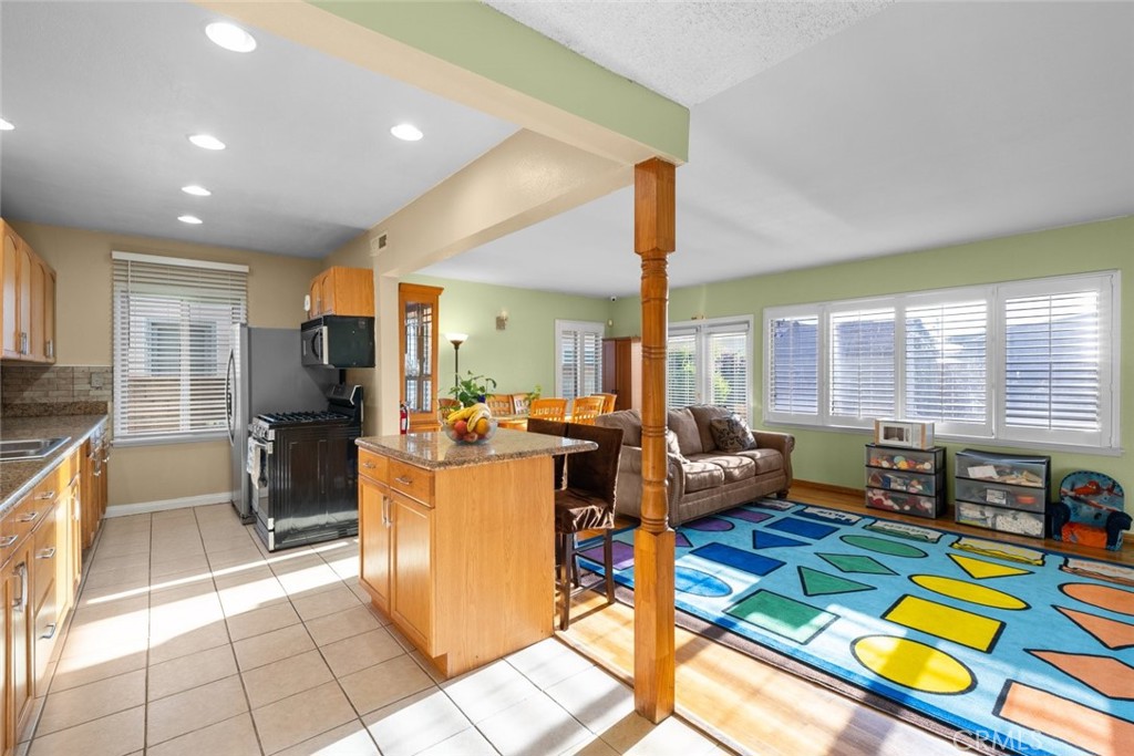 13003 Arcturus Avenue