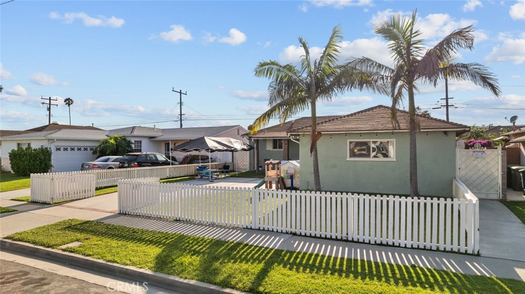 13003 Arcturus Avenue